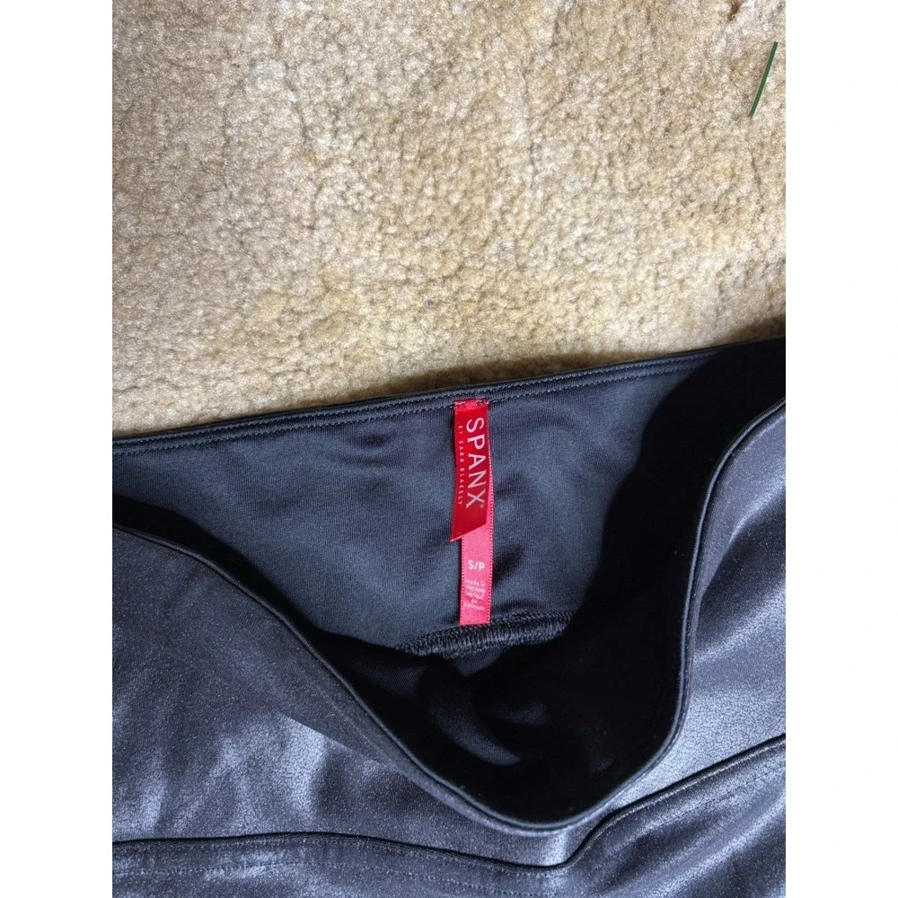 Spanx Black Moto Faux Leather Leggings High Waisted Ribbed Panels S/P‎ 20114R